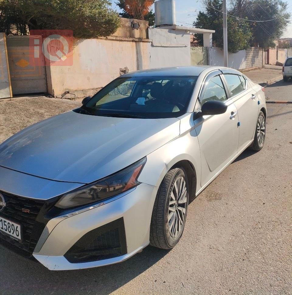 نیسان ئەلتیما